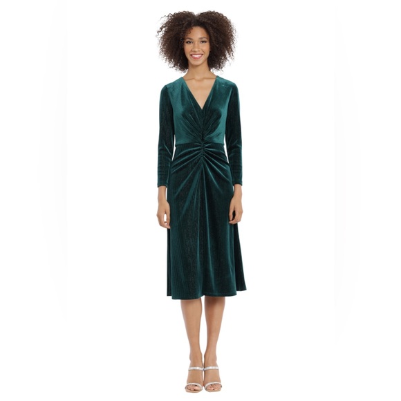 Maggy London Dresses & Skirts - Maggy London Vinsa Dress